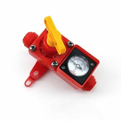 BlowTie 2 Diaphragm Spunding Valve with Integrated Gauge (Alternate View 2)