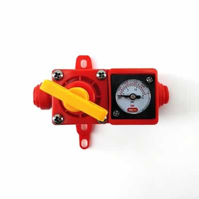 BlowTie 2 Diaphragm Spunding Valve with Integrated Gauge (Alternate View 3)