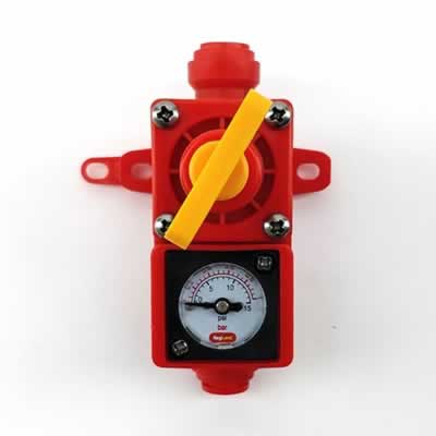 BlowTie 2 Diaphragm Spunding Valve with Integrated Gauge (Alternate View 4)